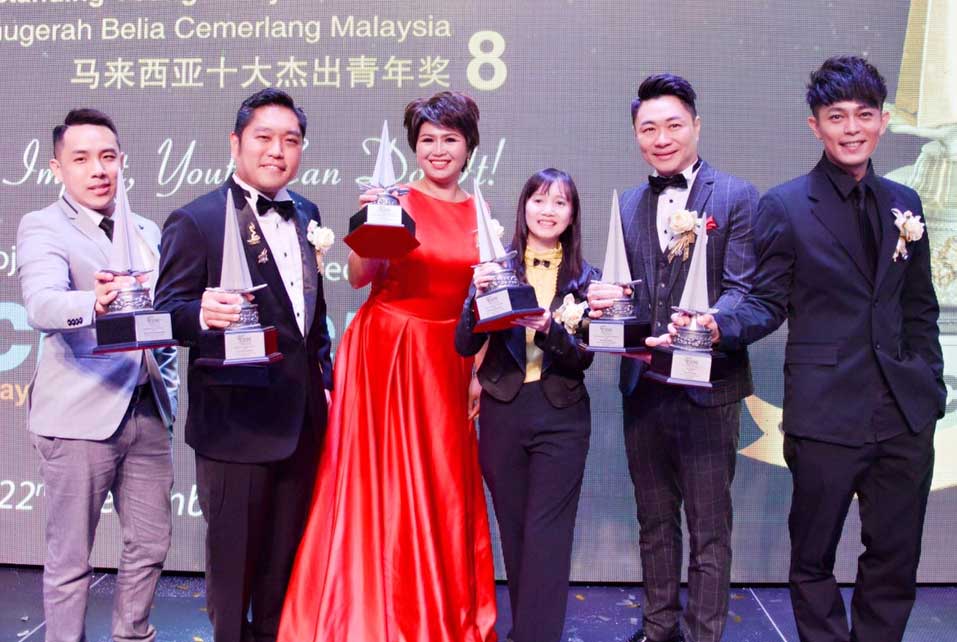 SEGi University's Associate Professor Won The Ten Outstanding Young Malaysians (TOYM) Award 2018
