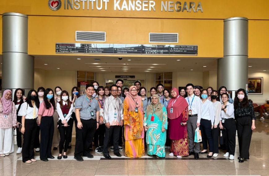 Lawatan Lapangan ke Institut Kanser Kebangsaan: Perjalanan Pembelajaran dan Kesyukuran