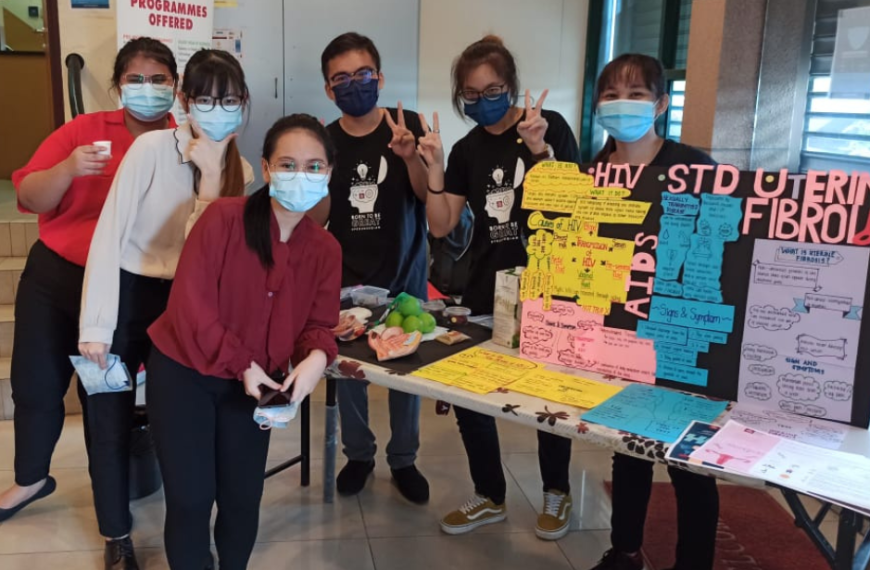 Wira penjagaan kesihatan sedang beraksi: Pelajar mempromosikan kesejahteraan wanita