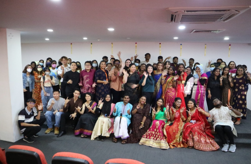 Kolej SEGi Pulau Pinang bersatu dalam sambutan Deepavali