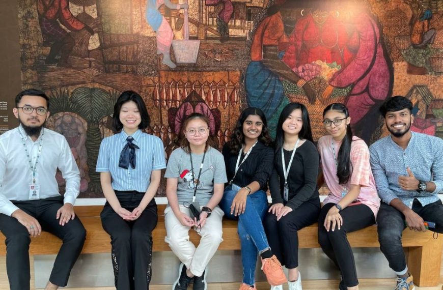 Pelajar Kolej SEGi Kuala Lumpur Bergembira di Muzium