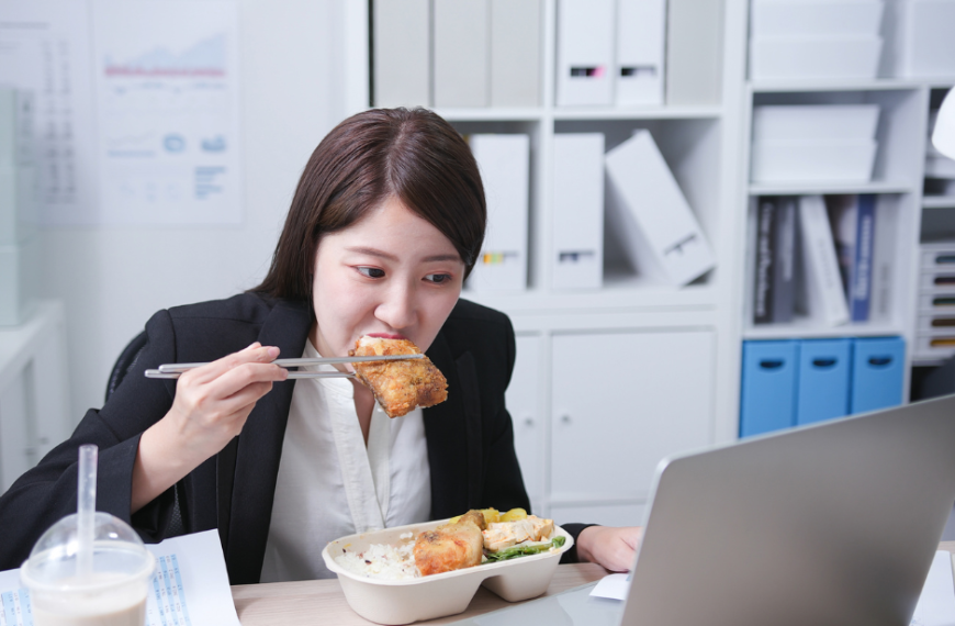 从经济角度看马来西亚饮食习惯及其影响