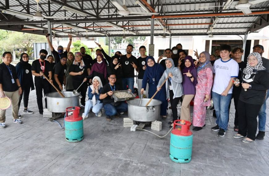 Kolej SEGi Subang Jaya Gives Back