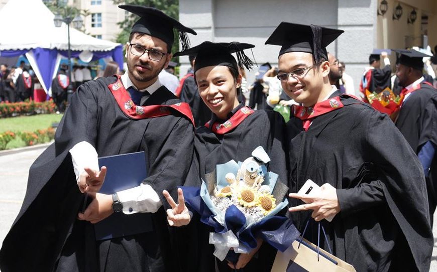 2019年格林威治大学(uog)毕业典礼