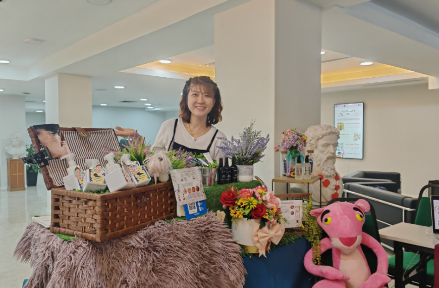 忘掉鲜花!学生们是如何重新定义情人节的?